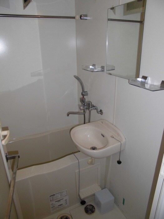 物件内観写真12　(バス／シャワールーム等)