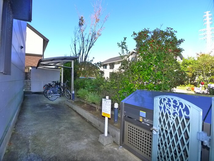 物件外観写真5　(建物設備)