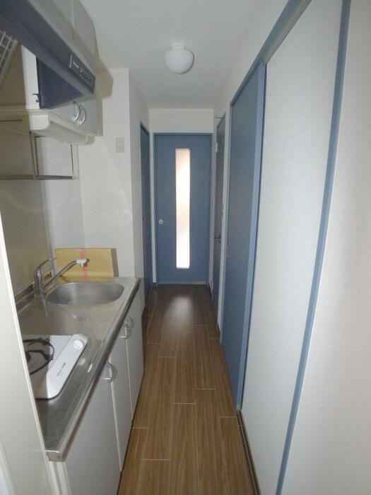 物件内観写真16　(玄関)