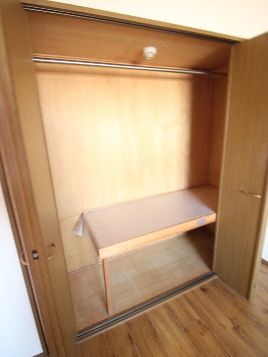 物件内観写真12　(収納)