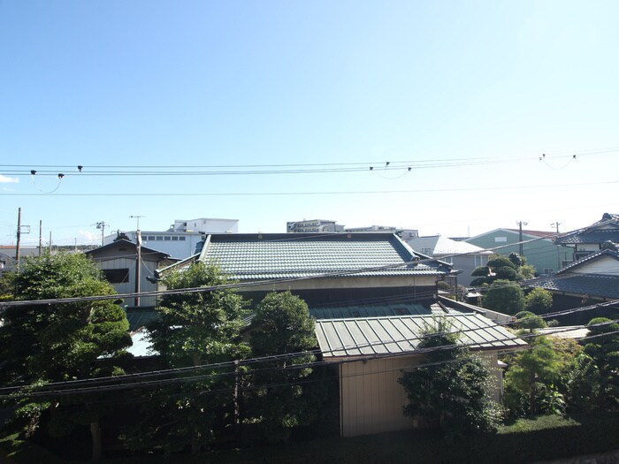 物件内観写真21　(室内からの展望)