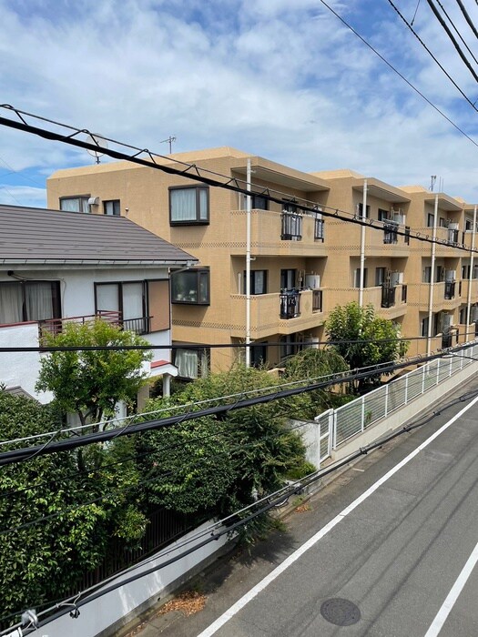 物件内観写真22　(室内からの展望)