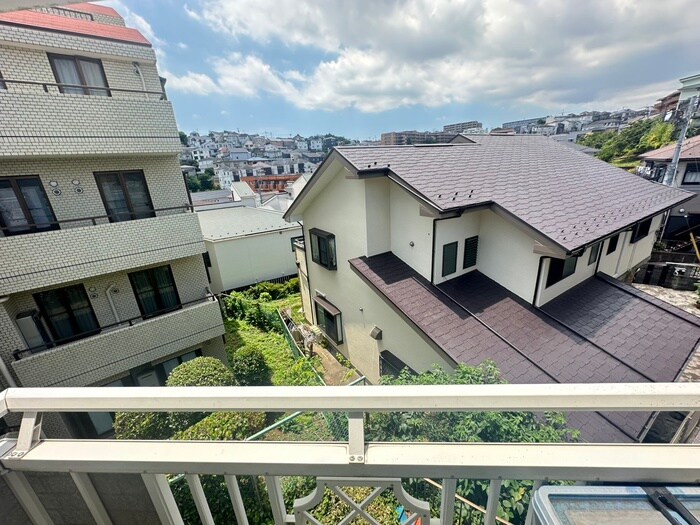 物件内観写真20　(室内からの展望)