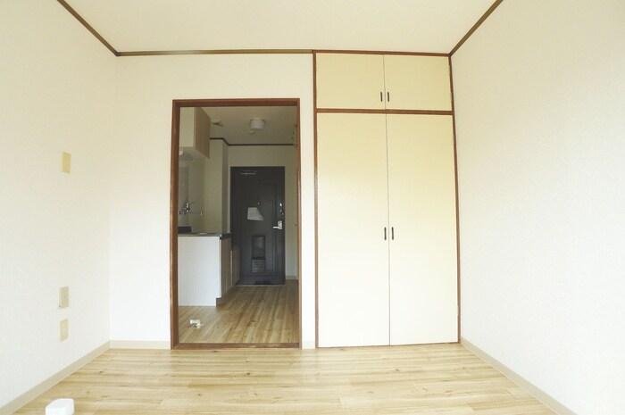 物件内観写真7　(居室)