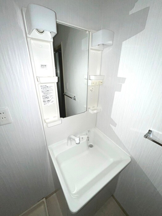 物件内観写真15　(洗面)