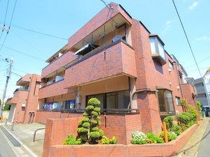 メゾンルミエール外観写真
