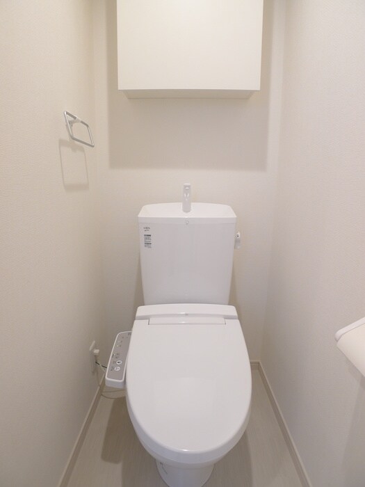 物件内観写真13　(トイレ)