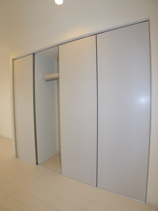 物件内観写真18　(収納)