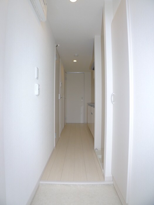 物件内観写真21　(玄関)