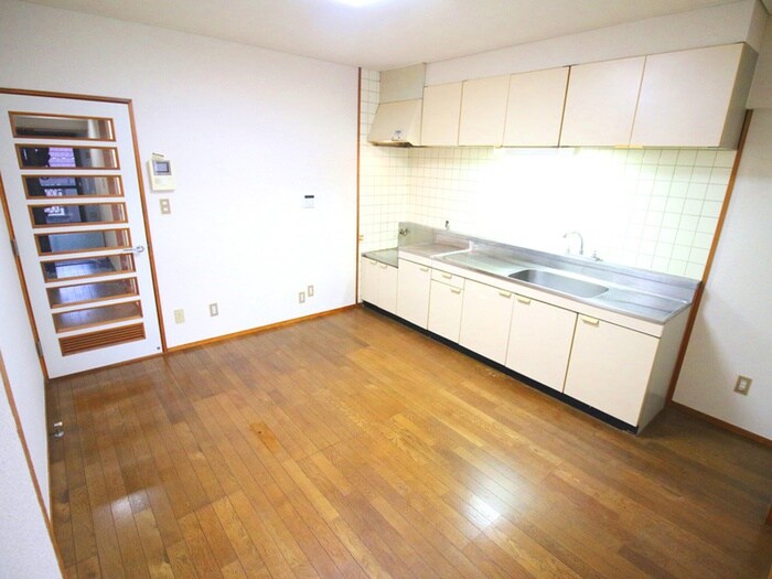 物件内観写真9　(居室)