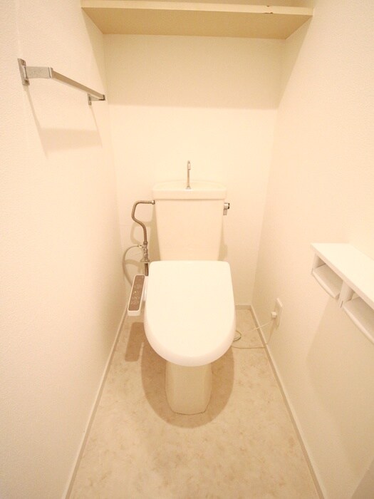 物件内観写真15　(トイレ)