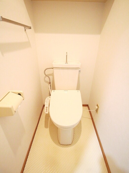 物件内観写真15　(トイレ)