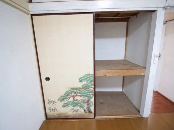 物件内観写真11　(収納)