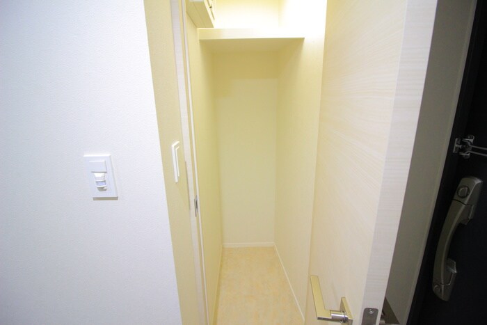 物件内観写真21　(収納)