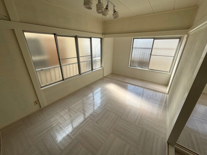 物件内観写真8　(居室)