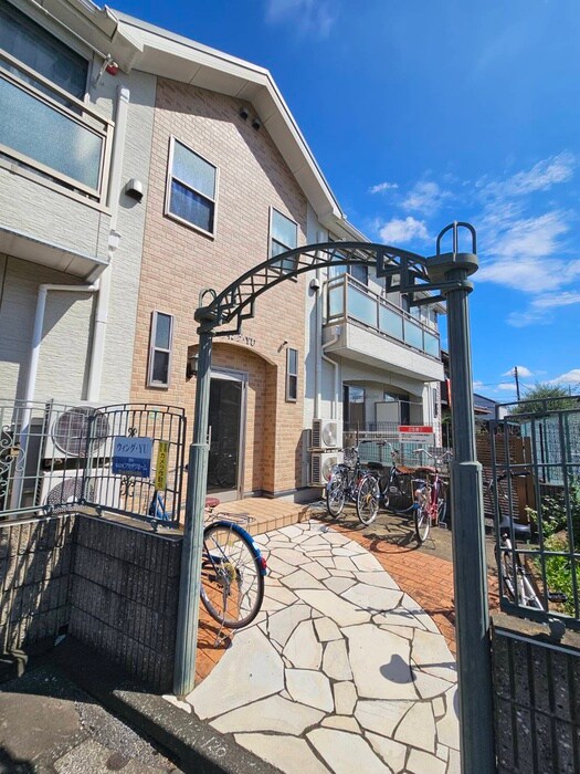 物件外観写真2　(外観写真)