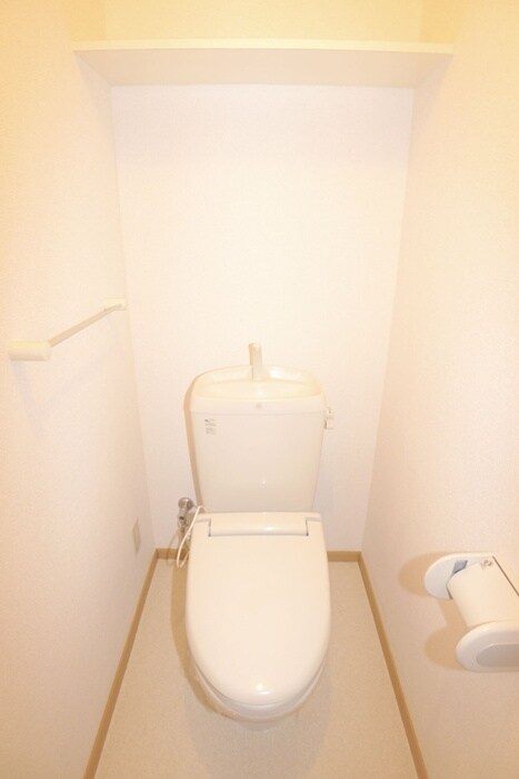 物件内観写真11　(トイレ)