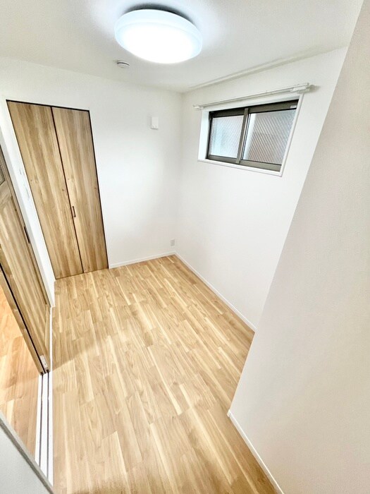 物件内観写真10　(居室)