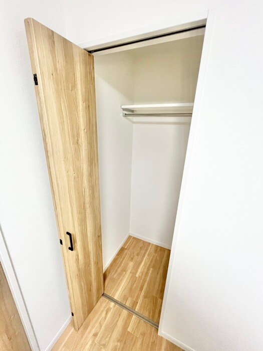 物件内観写真15　(収納)