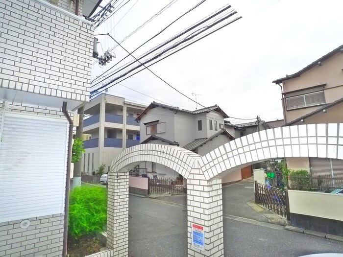 物件内観写真20　(室内からの展望)