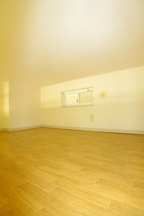 物件内観写真8　(ロフト)