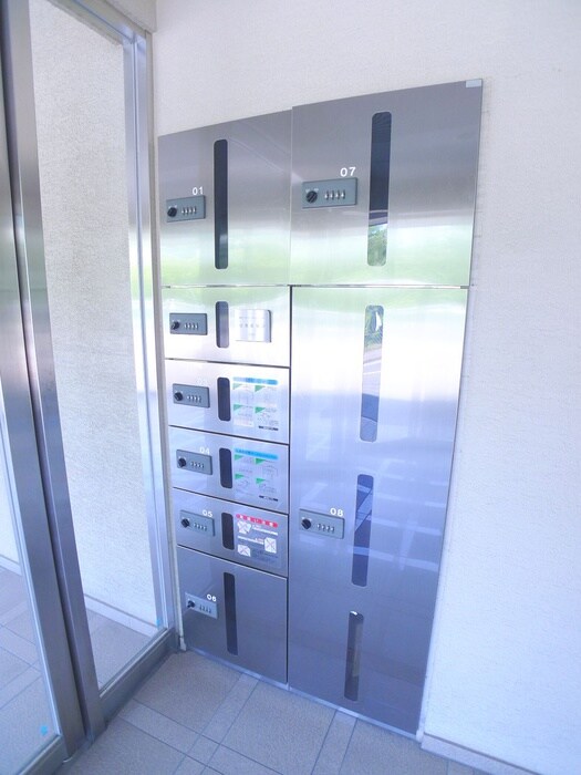 物件外観写真4　(建物設備)