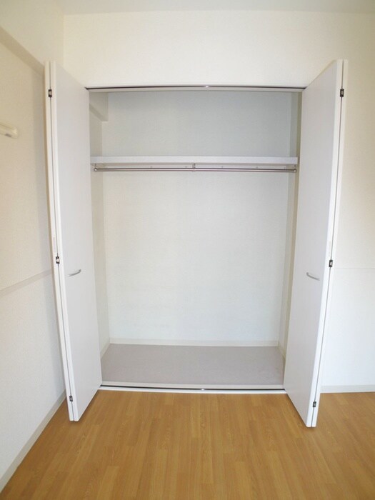 物件内観写真14　(収納)