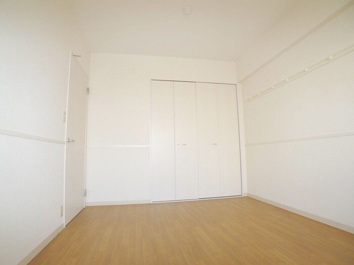 物件内観写真17　(居室)