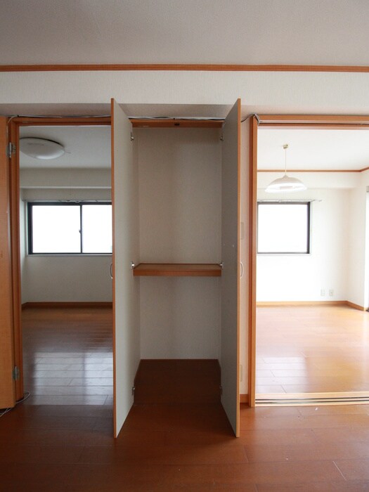 物件内観写真20　(収納)