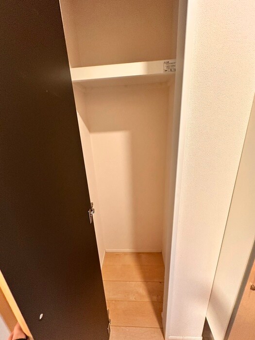 物件内観写真13　(収納)