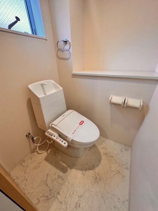 物件内観写真16　(トイレ)