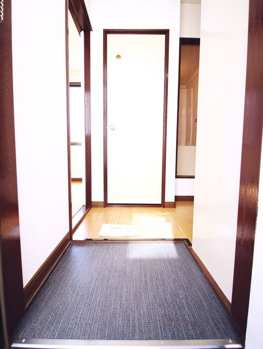 物件内観写真15　(廊下)