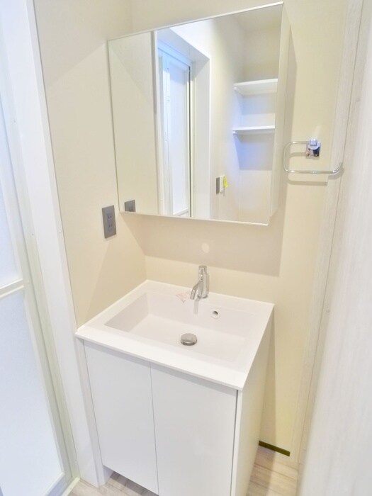 物件内観写真12　(洗面)