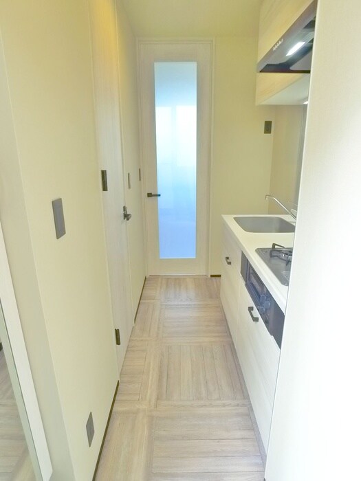 物件内観写真16　(廊下)