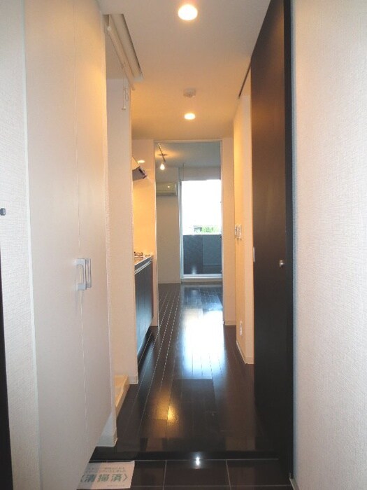 物件内観写真15　(廊下)