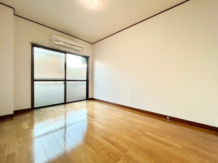 物件内観写真5　(居室)