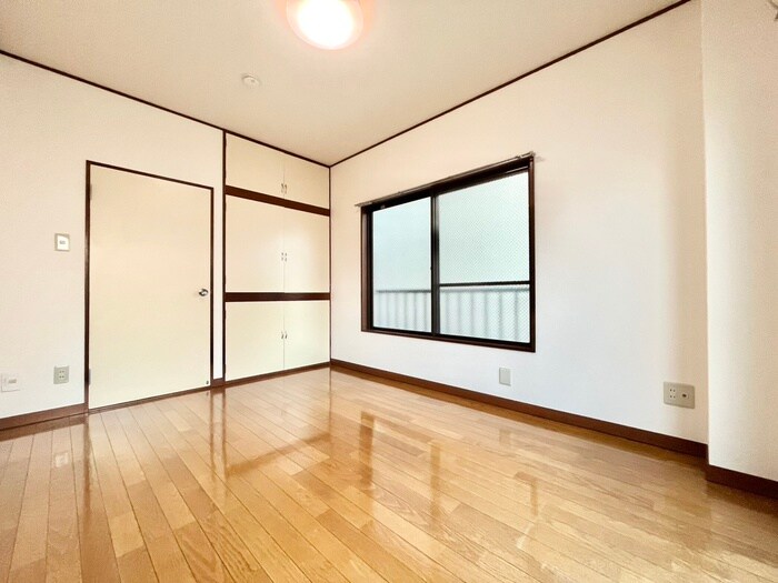 物件内観写真6　(居室)