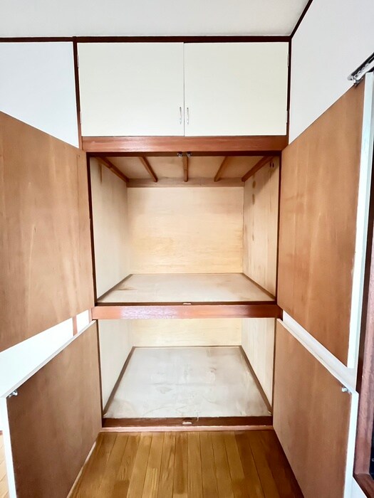 物件内観写真12　(収納)