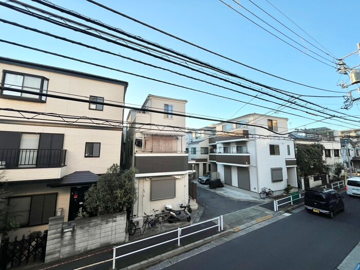 物件内観写真14　(室内からの展望)