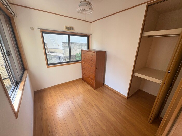 物件内観写真8　(居室)