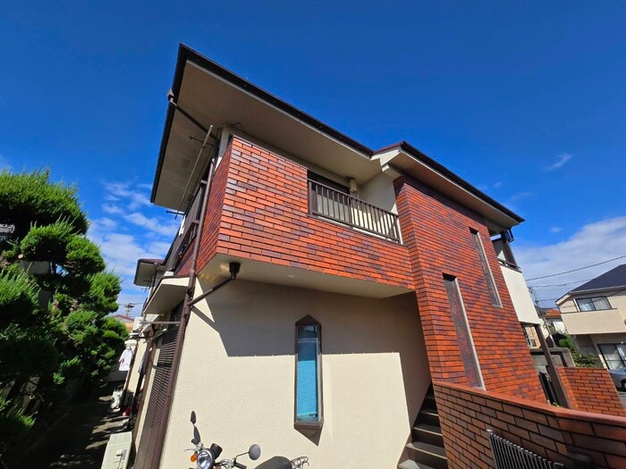 物件外観写真6　(エントランス部分)