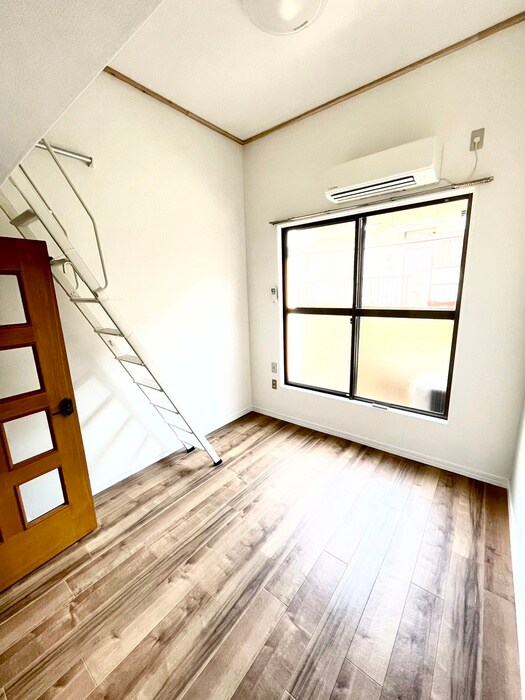 物件内観写真7　(居室)