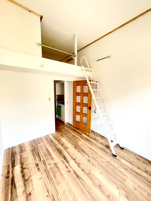 物件内観写真8　(居室)