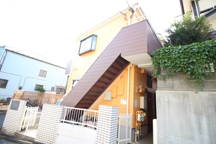 物件外観写真4　(エントランス部分)