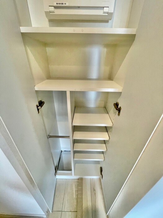 物件内観写真14　(靴箱)