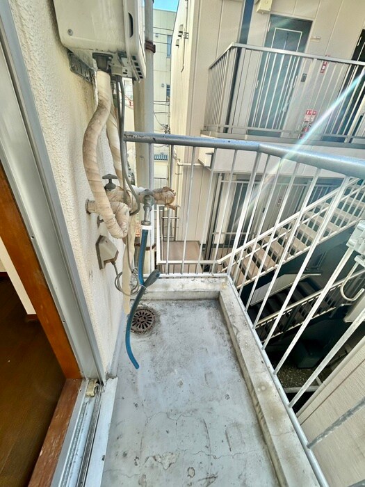 物件内観写真21　(洗濯機置場)