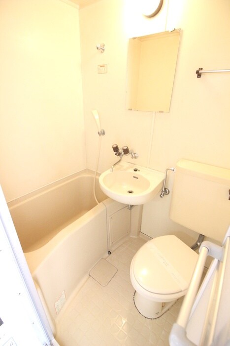 物件内観写真12　(バス／シャワールーム等)