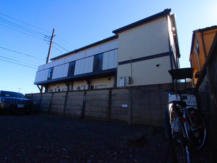 物件外観写真2　(外観写真)