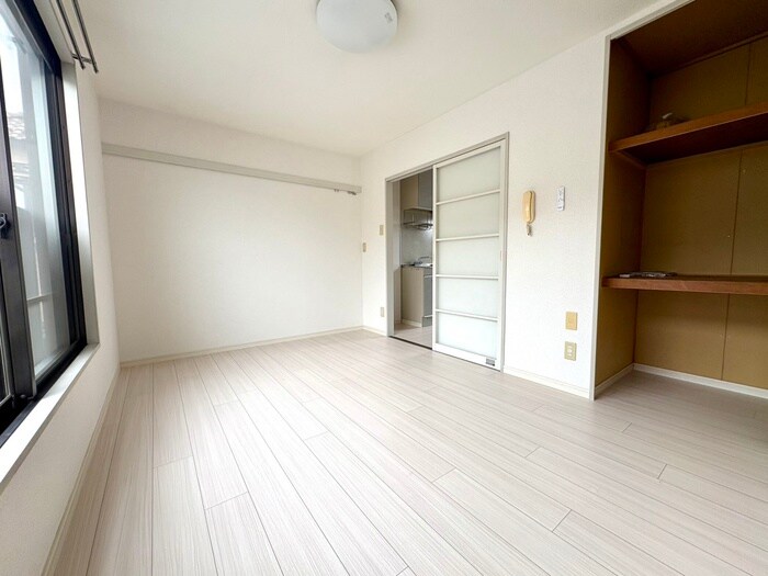 物件内観写真7　(居室)