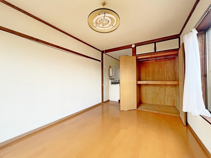 物件内観写真5　(居室)